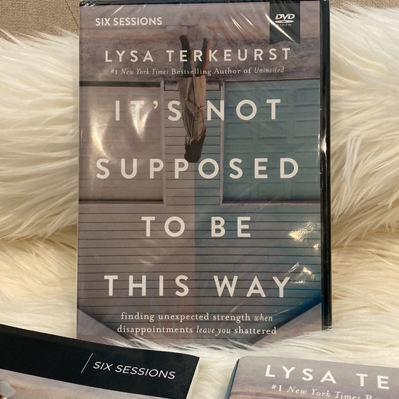 Lysa Terkeurst “It’s Not Supposed to be This Way” complete set - Picture 4 of 7